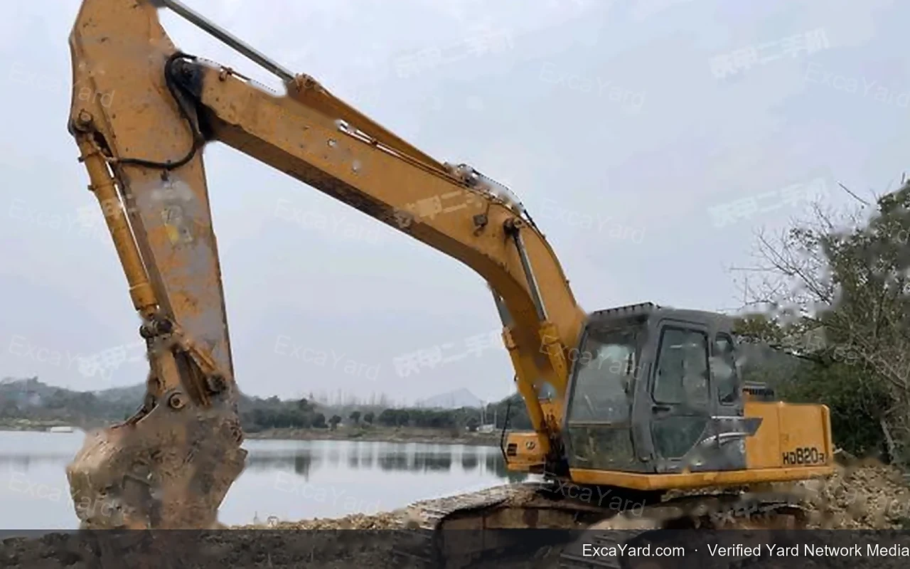 2012 Kato HD820R Used Excavator — gallery view 3, used excavator available for export from China