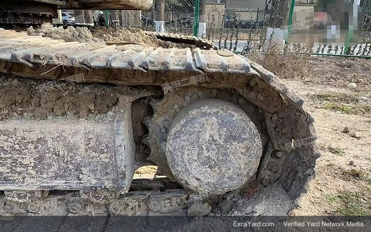 2002 Kobelco SK2006 Used Excavator — gallery view 7, used excavator available for export from China