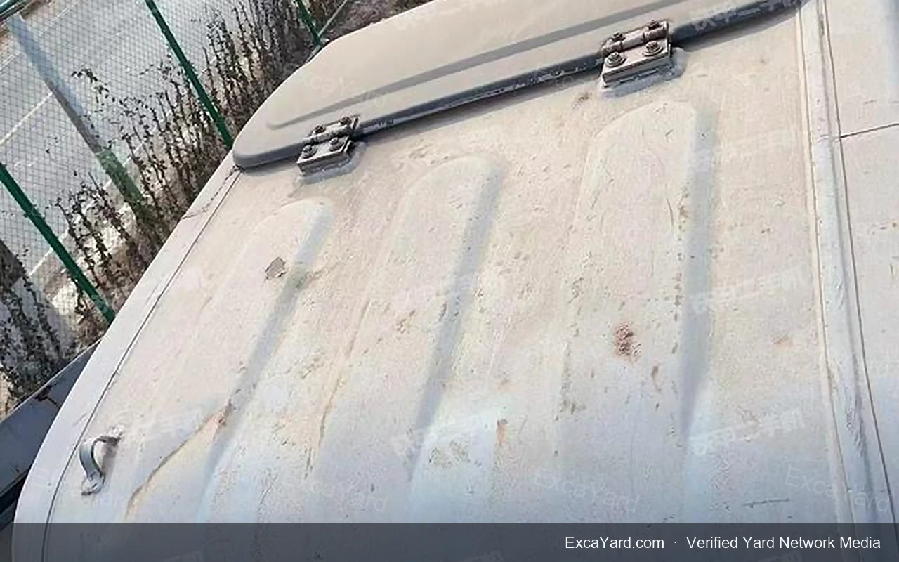 2002 Kobelco SK2006 Used Excavator — gallery view 4, used excavator available for export from China