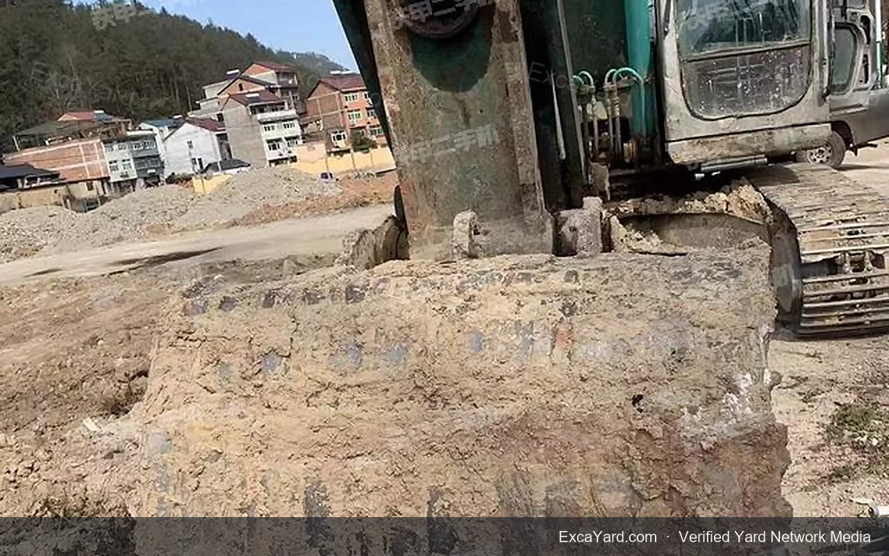2002 Kobelco SK2006 Used Excavator — gallery view 11, used excavator available for export from China