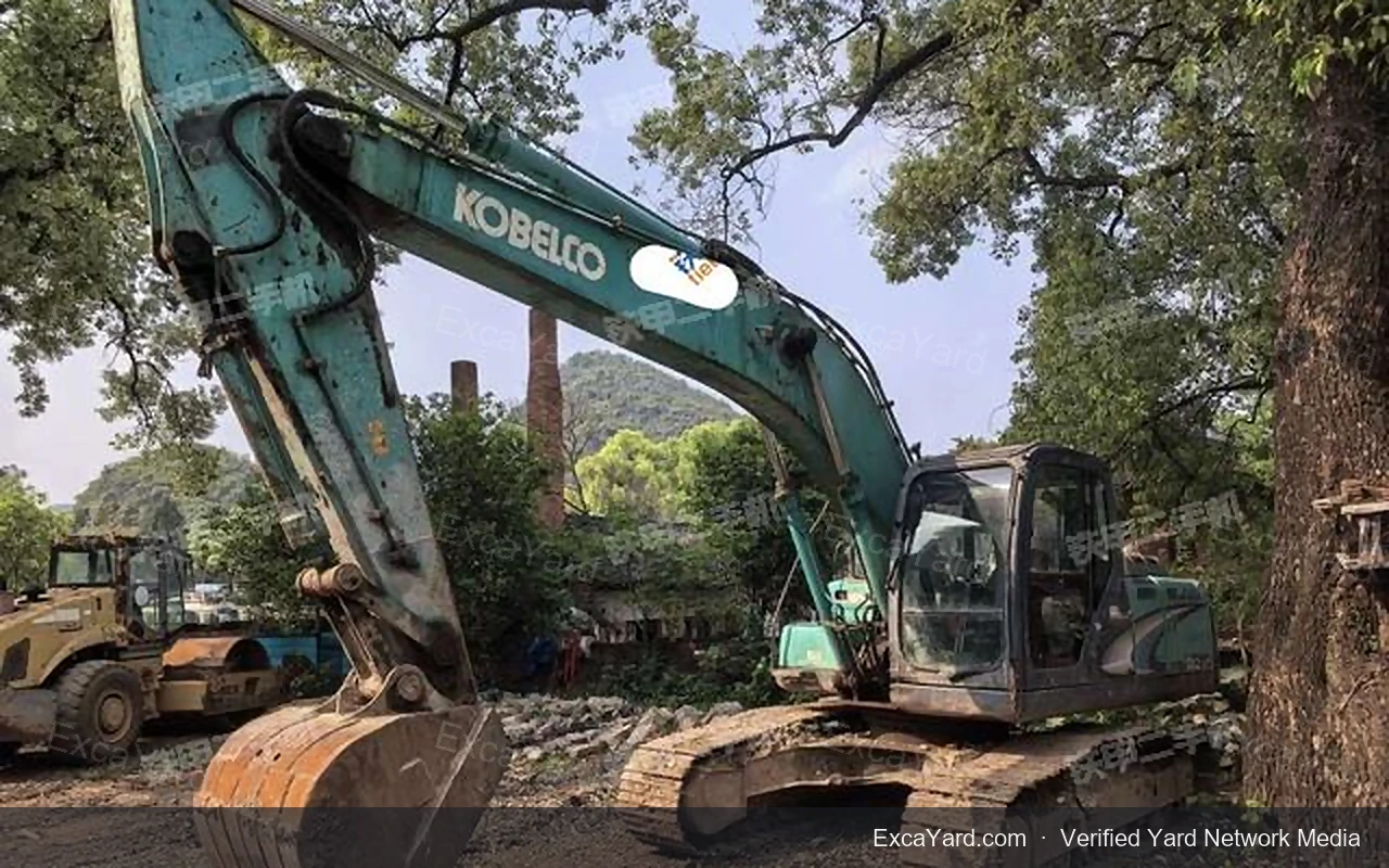 2015 Kobelco SK210LC8 Used Excavator — gallery view 10, used excavator available for export from China
