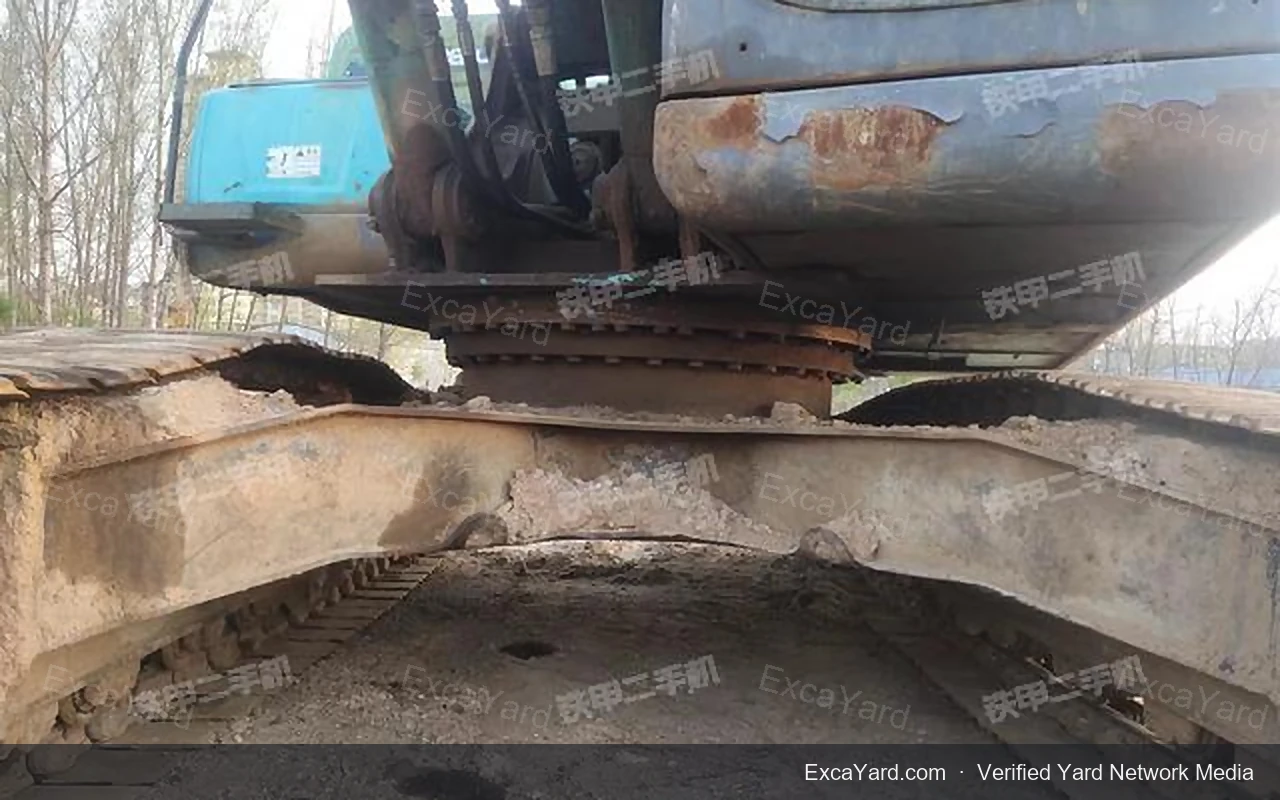 2011 Kobelco SK210LC8 Used Excavator — gallery view 10, used excavator available for export from China