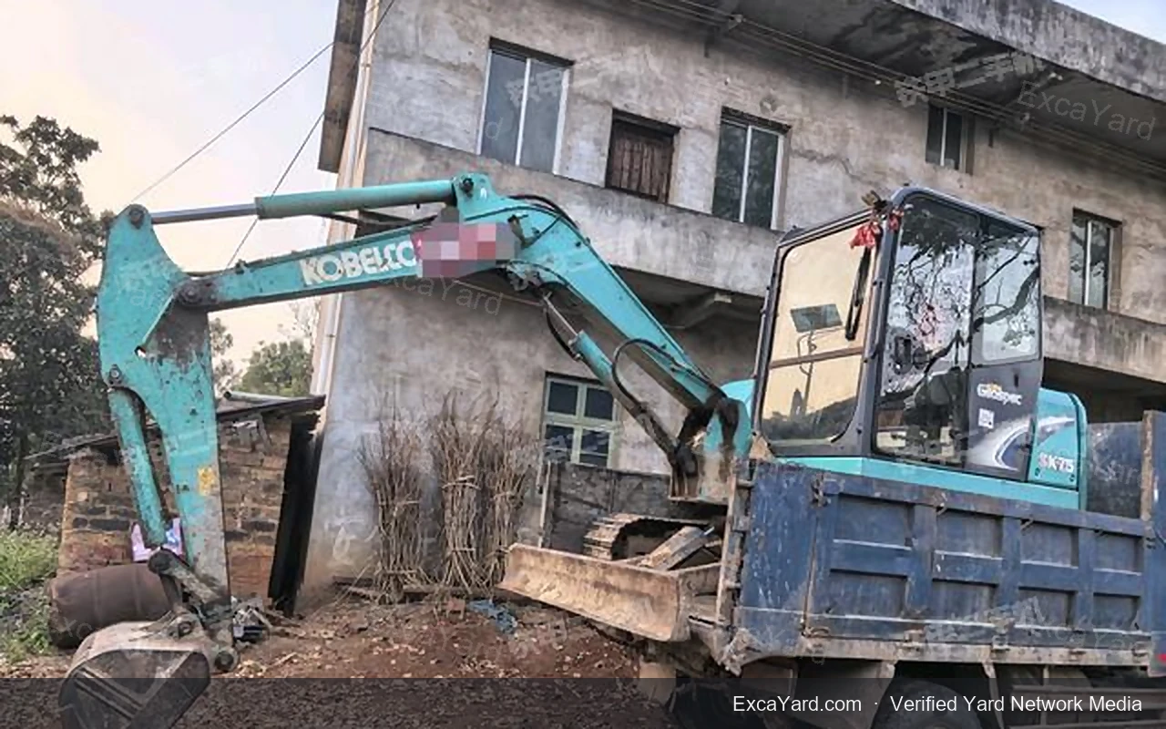 2007 Kobelco SK230 Used Excavator — gallery view 5, used excavator available for export from China