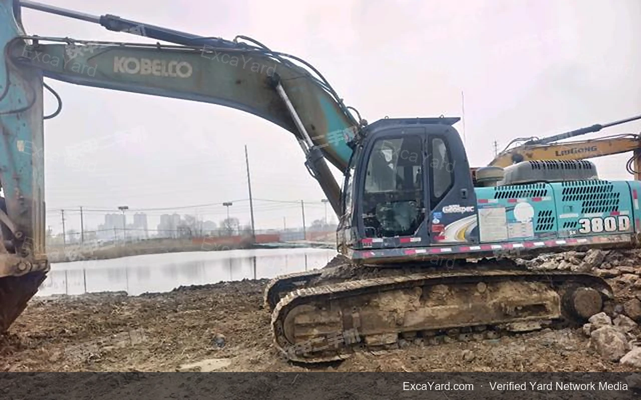 2015 Kobelco SK260LC8 Used Excavator — gallery view 4, used excavator available for export from China