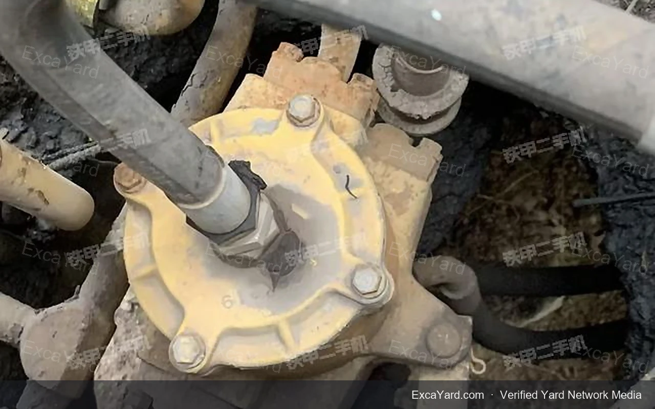 2002 Komatsu PC2006 Used Excavator — gallery view 15, used excavator available for export from China
