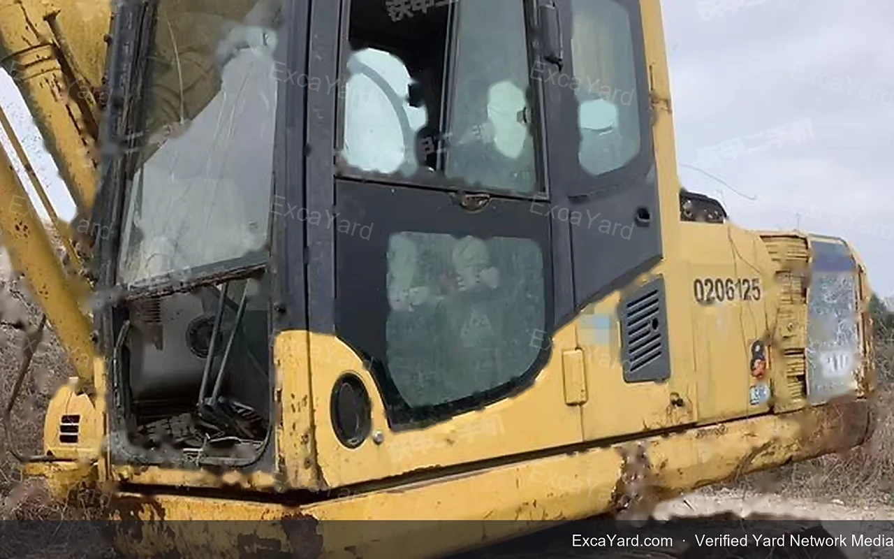 Cat 320 vs Komatsu PC200: Honest Comparison for Used Buyers (2026)