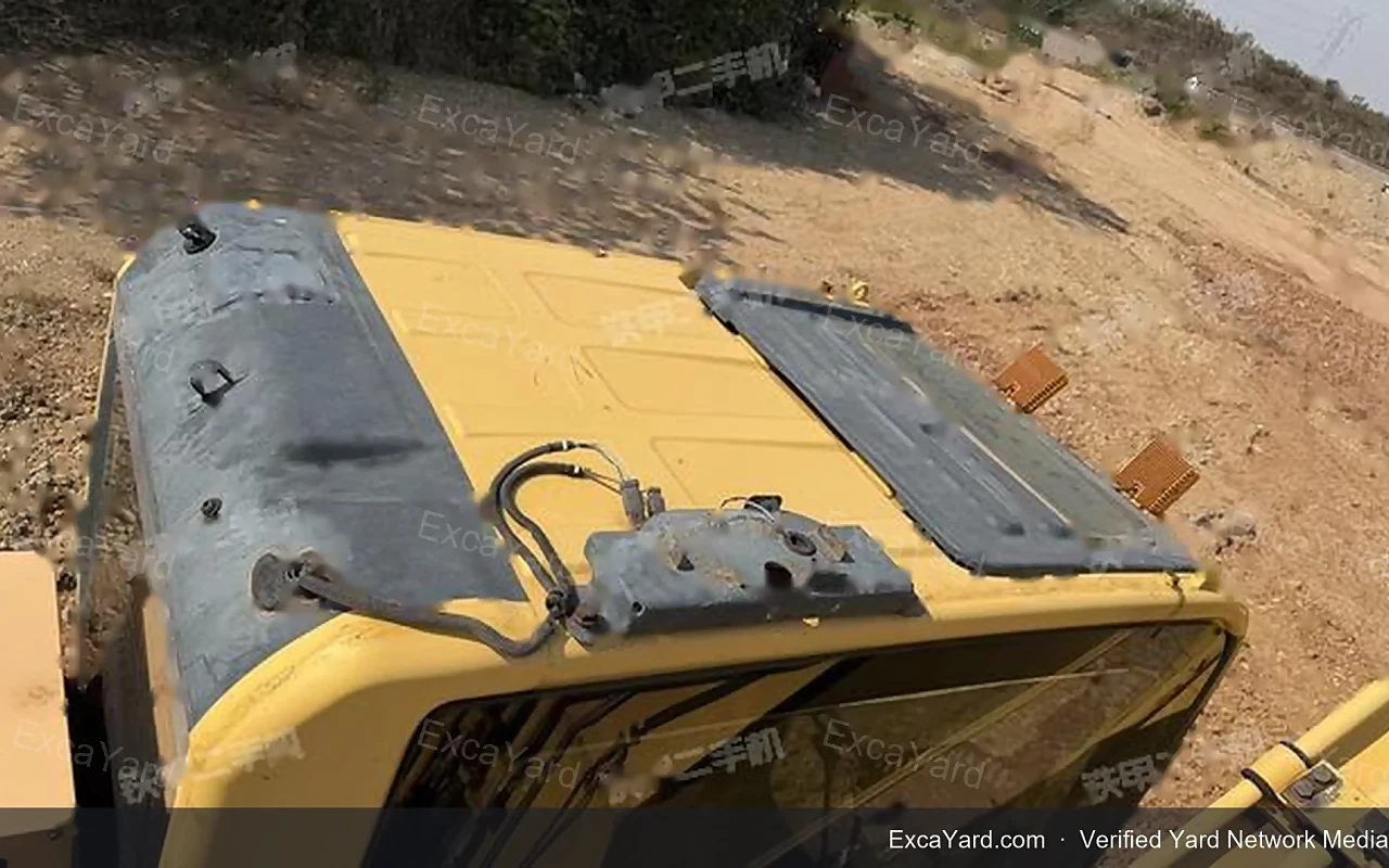 2012 Komatsu PC200LC8 Used Excavator — gallery view 13, used excavator available for export from China