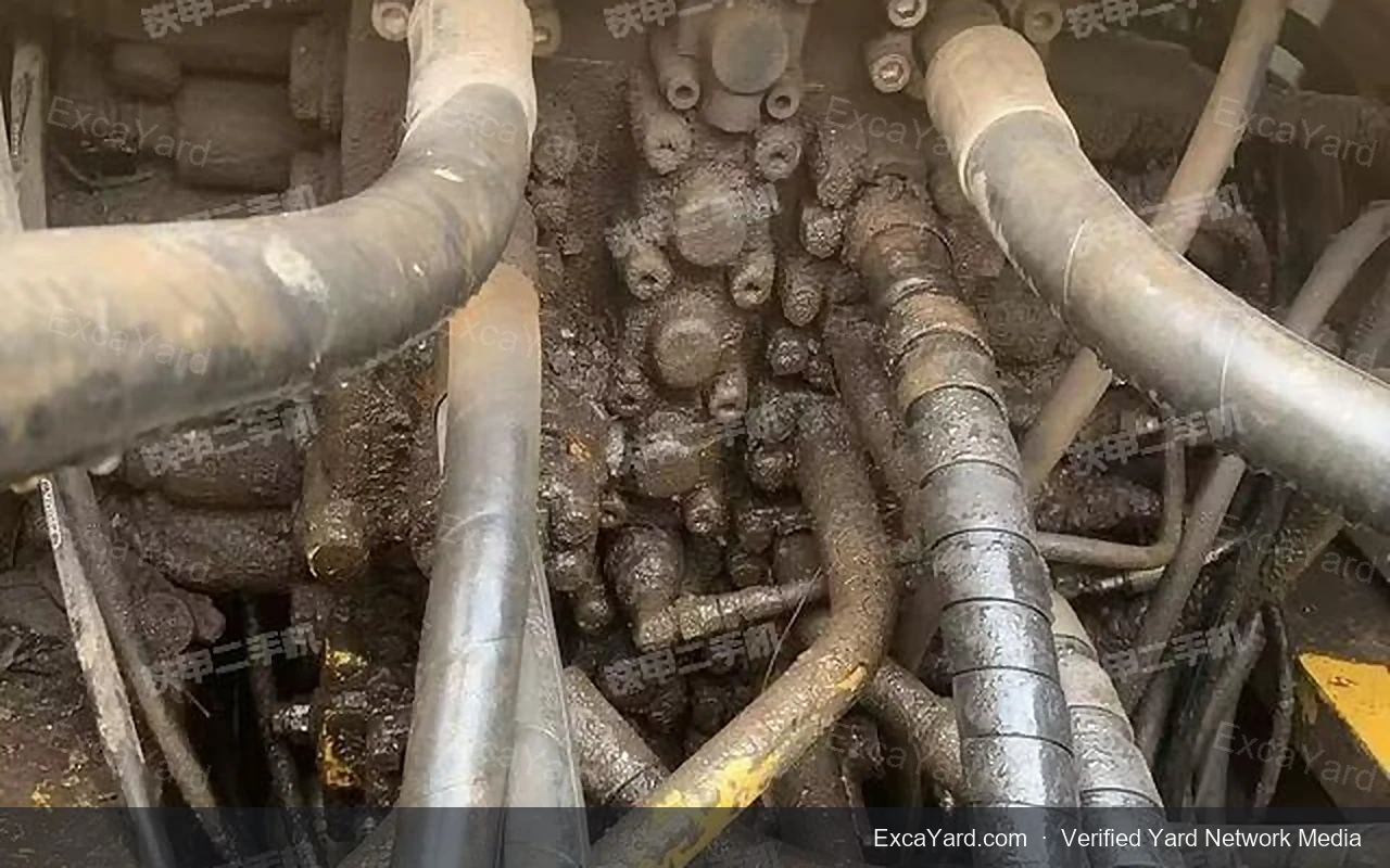 2007 Komatsu PC220LC7 Used Excavator — gallery view 17, used excavator available for export from China