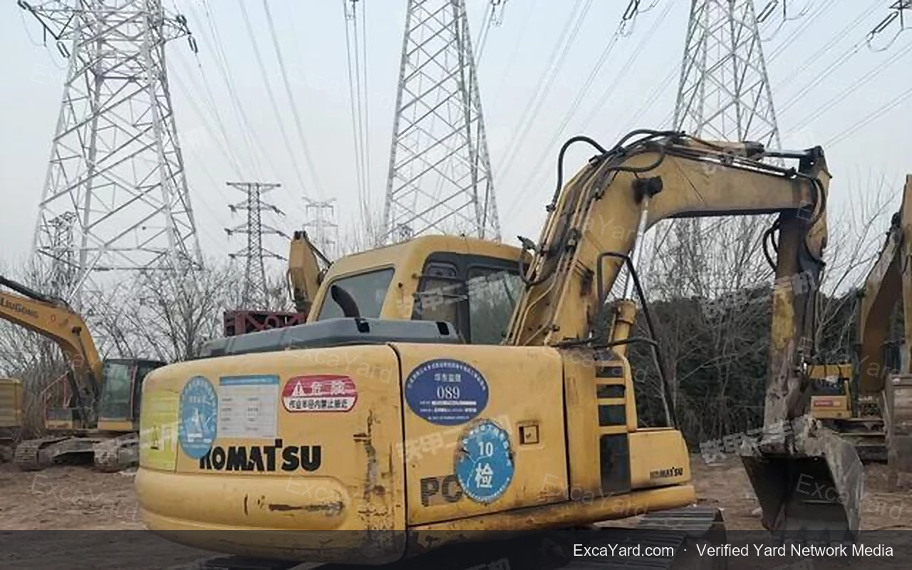 Excavadora Komatsu PC240LC8M0 de 2020, 5600 h, Grado A