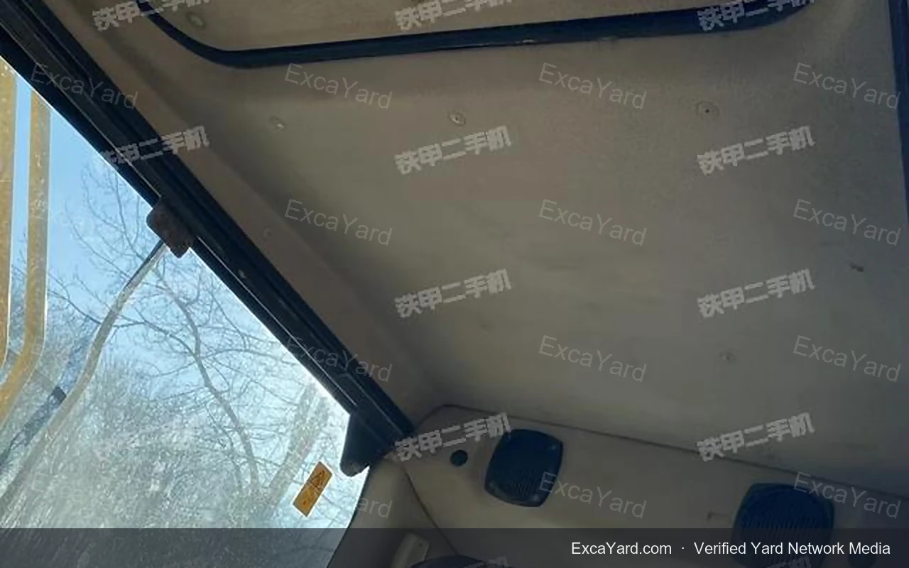 2019 Komatsu PC240LC8M0 Used Excavator — gallery view 7, used excavator available for export from China