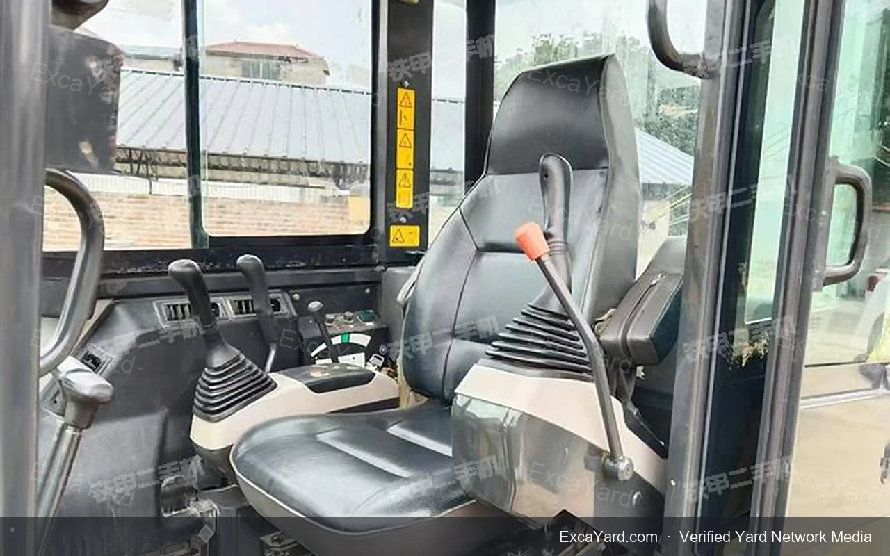 2019 Komatsu PC567 Used Excavator — gallery view 10, used excavator available for export from China