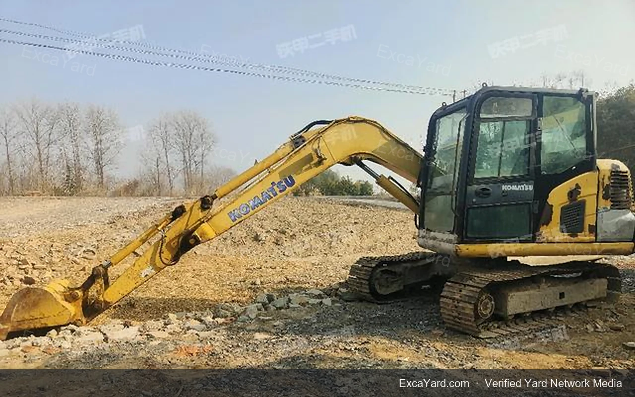Pelle Komatsu PC608 2019 60,8 t 6600 h Grade A pour export