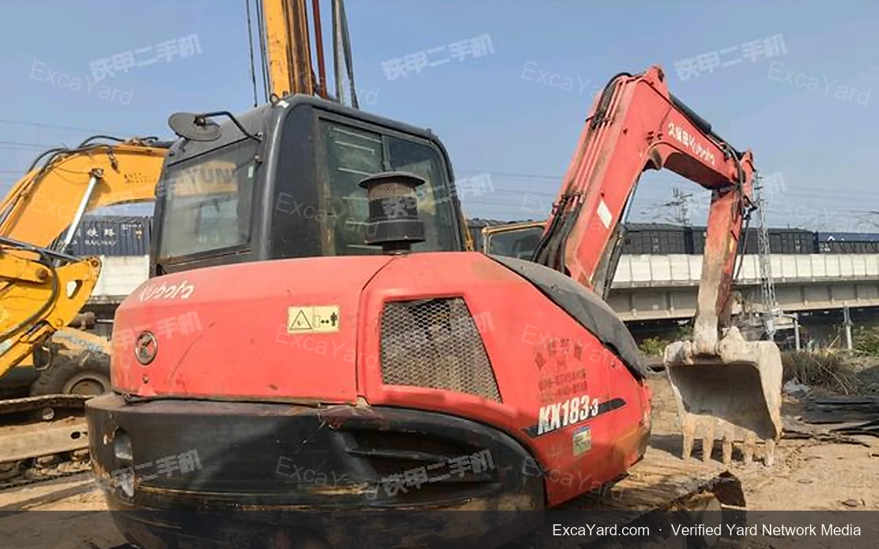 Excavatrice Kubota KX183 2015 - 10 785 h, Grade B pour export
