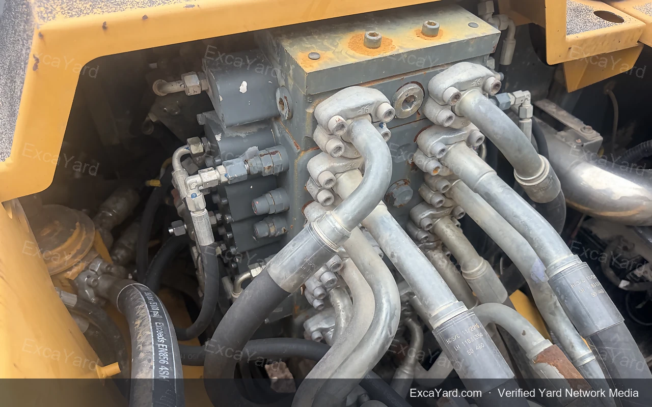 2017 Liebherr R924LC Used Excavator — gallery view 19, used excavator available for export from China