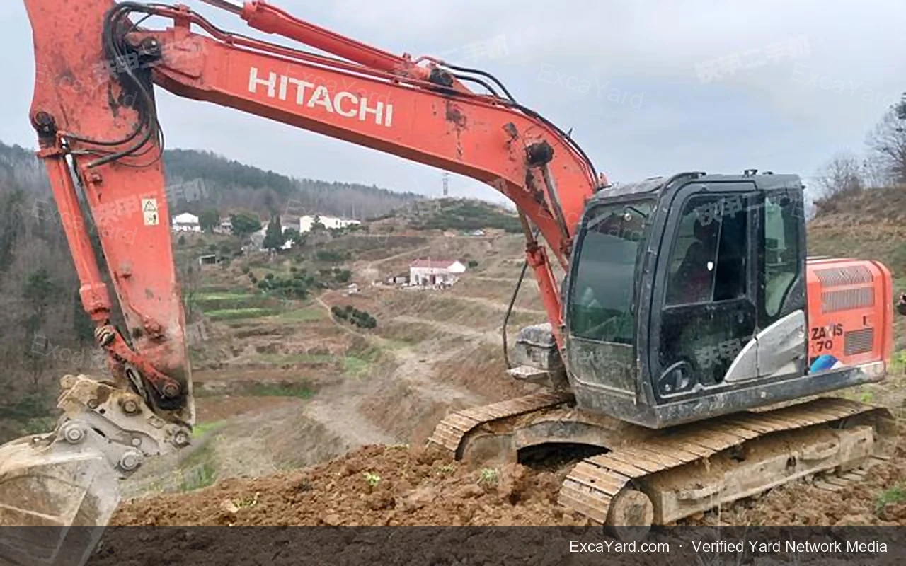 2017 Liebherr R924LC Used Excavator — gallery view 4, used excavator available for export from China
