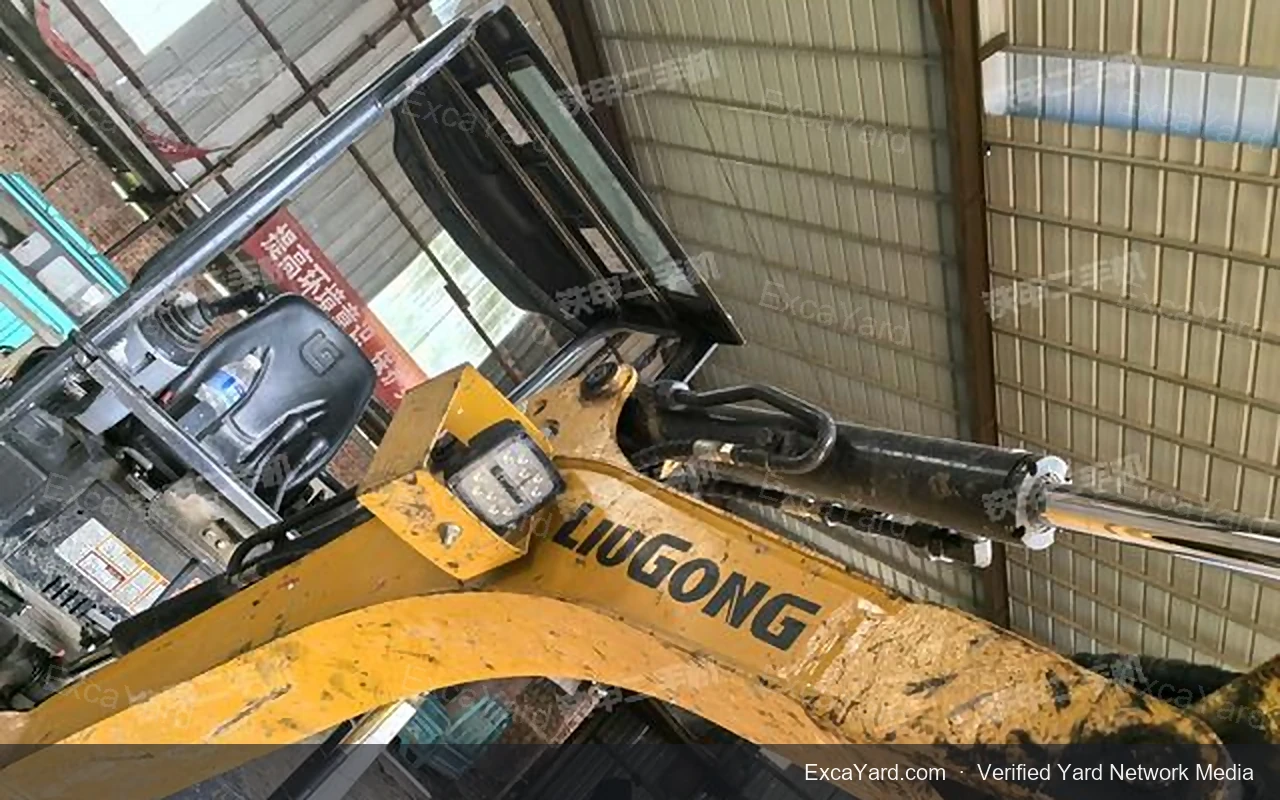 2022 LiuGong 9017FZTS Used Excavator — gallery view 3, used excavator available for export from China