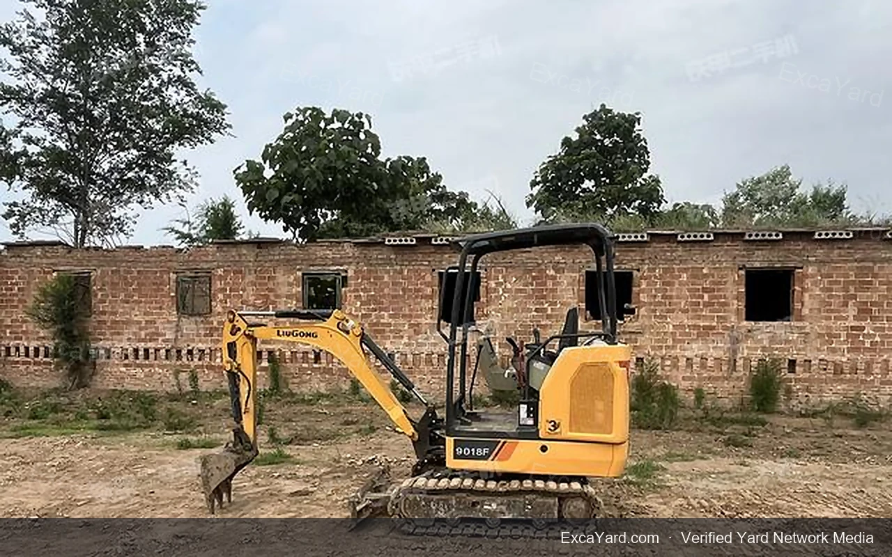 2020 LiuGong CLG9018F Used Excavator — gallery view 2, used excavator available for export from China