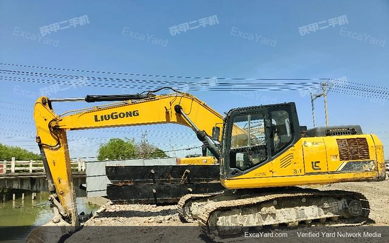 2017 LiuGong CLG920E Used Excavator — gallery view 12, used excavator available for export from China