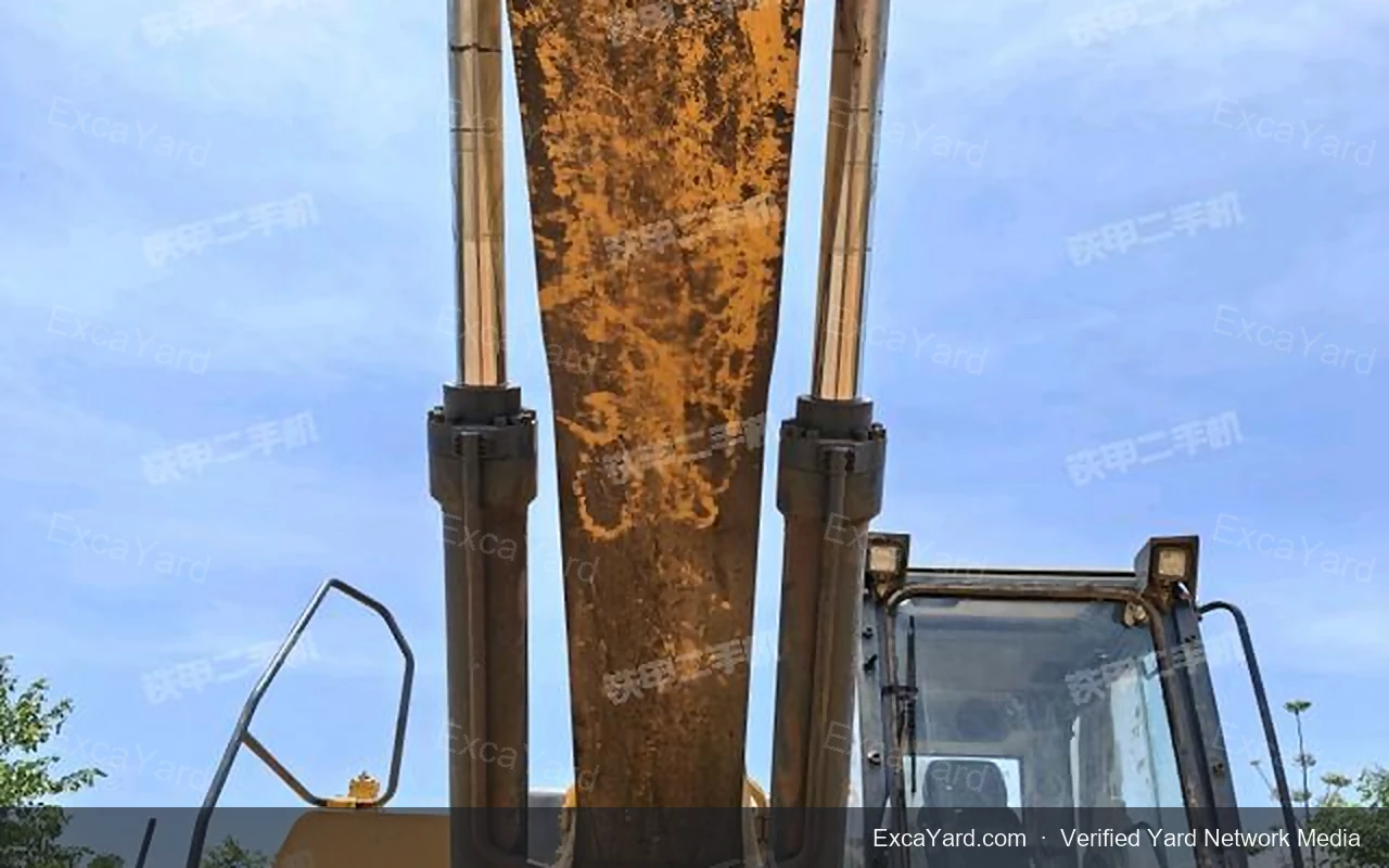 2020 LiuGong CLG950E Used Excavator — gallery view 2, used excavator available for export from China