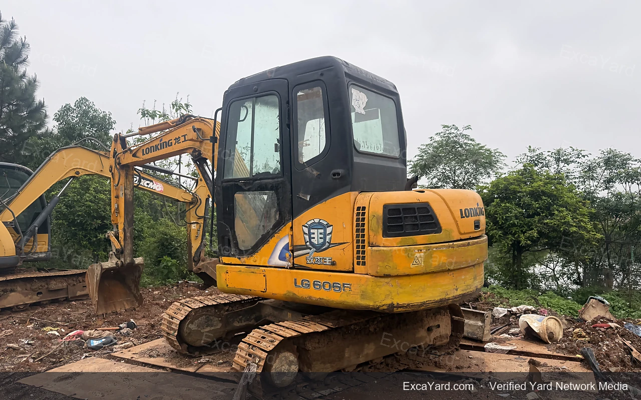 2015 Lonking CDM6060 Used Excavator — gallery view 2, used excavator available for export from China