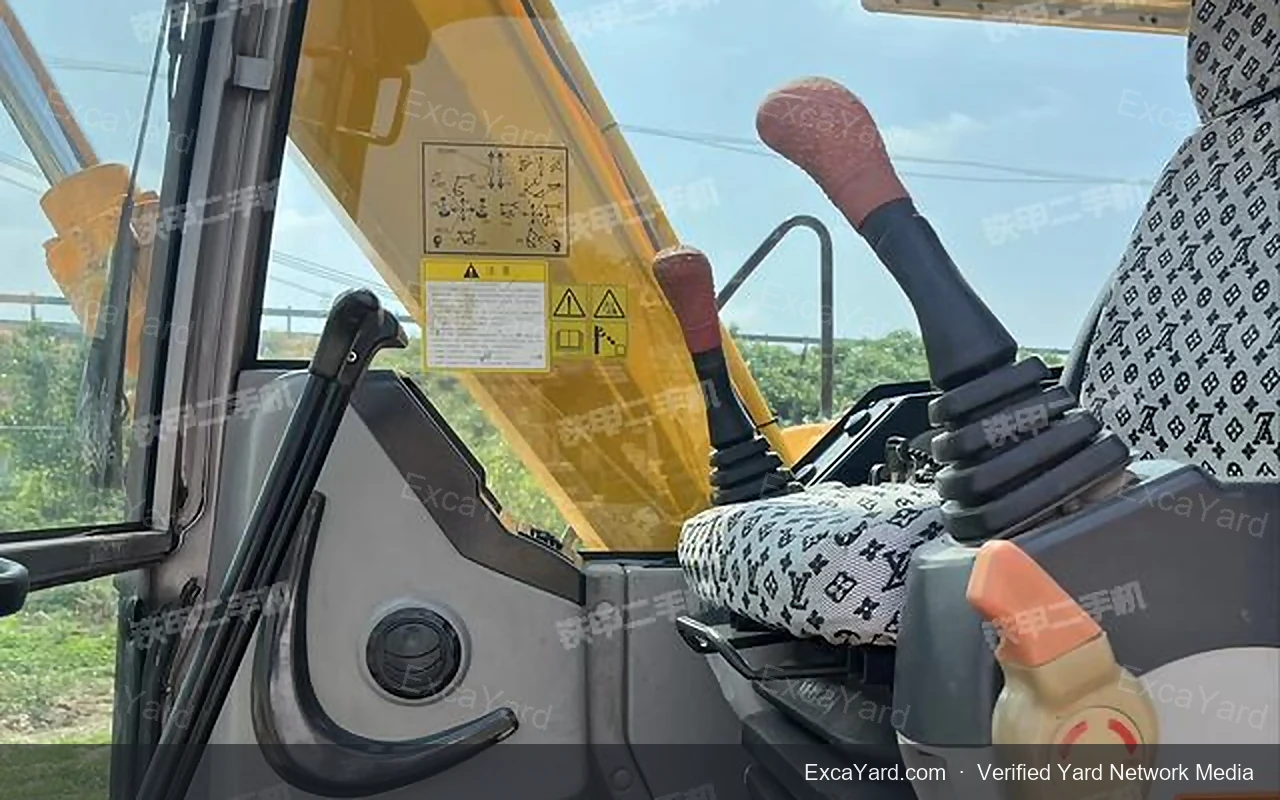 2017 Lonking LG6075 Used Excavator — gallery view 5, used excavator available for export from China