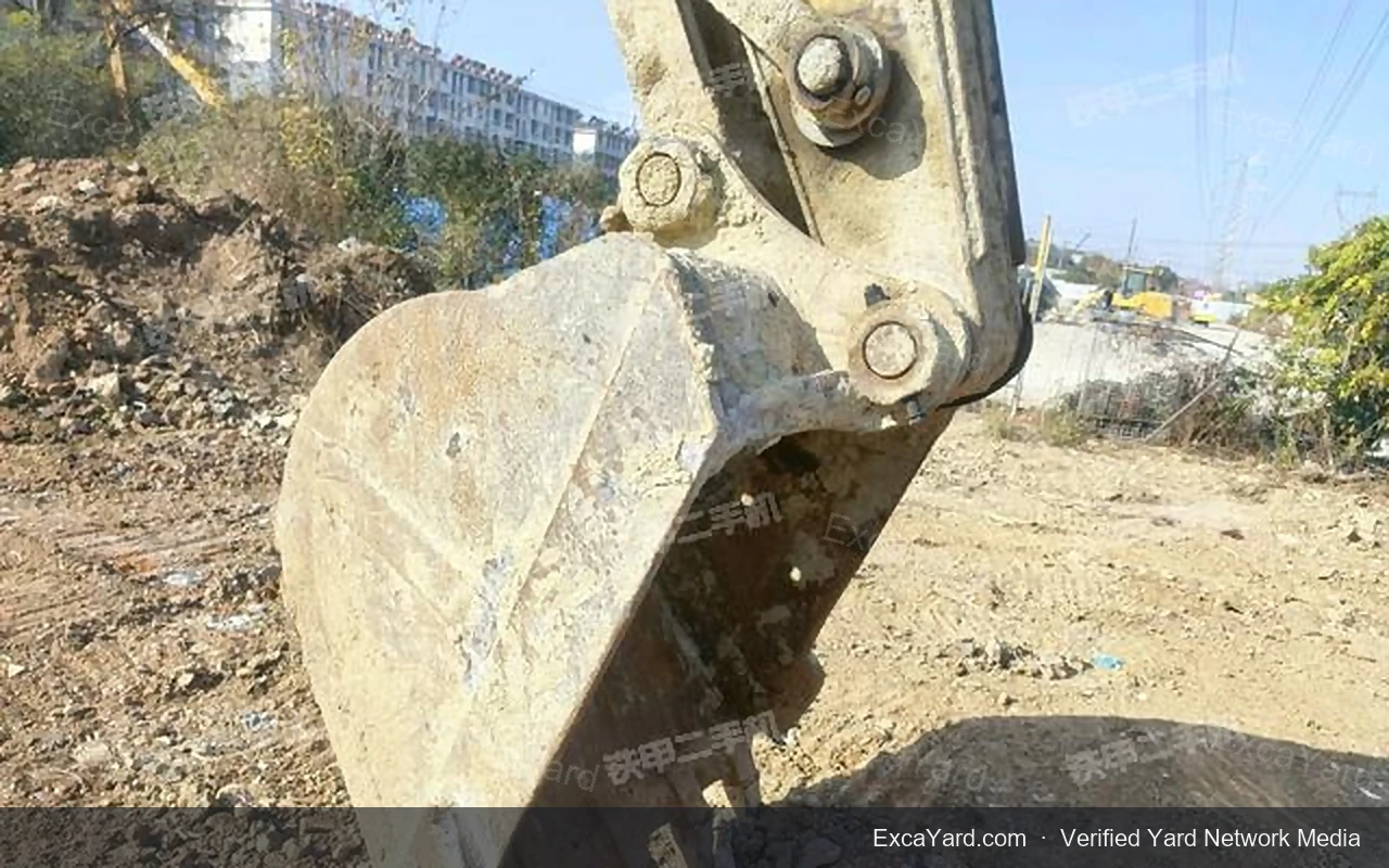 2021 Lonking LG6205E Used Excavator — gallery view 3, used excavator available for export from China