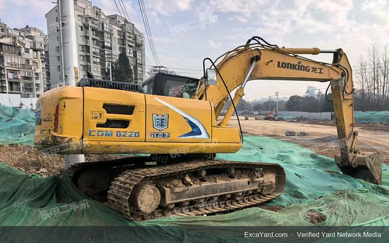 حفارة Lonking LG6220 موديل 2019 للتصدير - درجة A