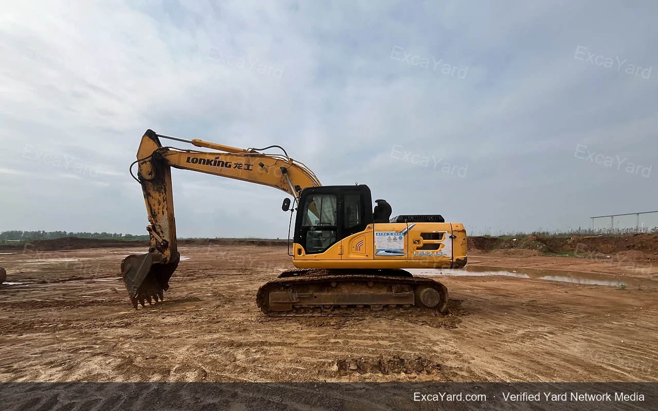 Excavadora Lonking LG6225E de 2018, 8.800 horas, grado B para exportación