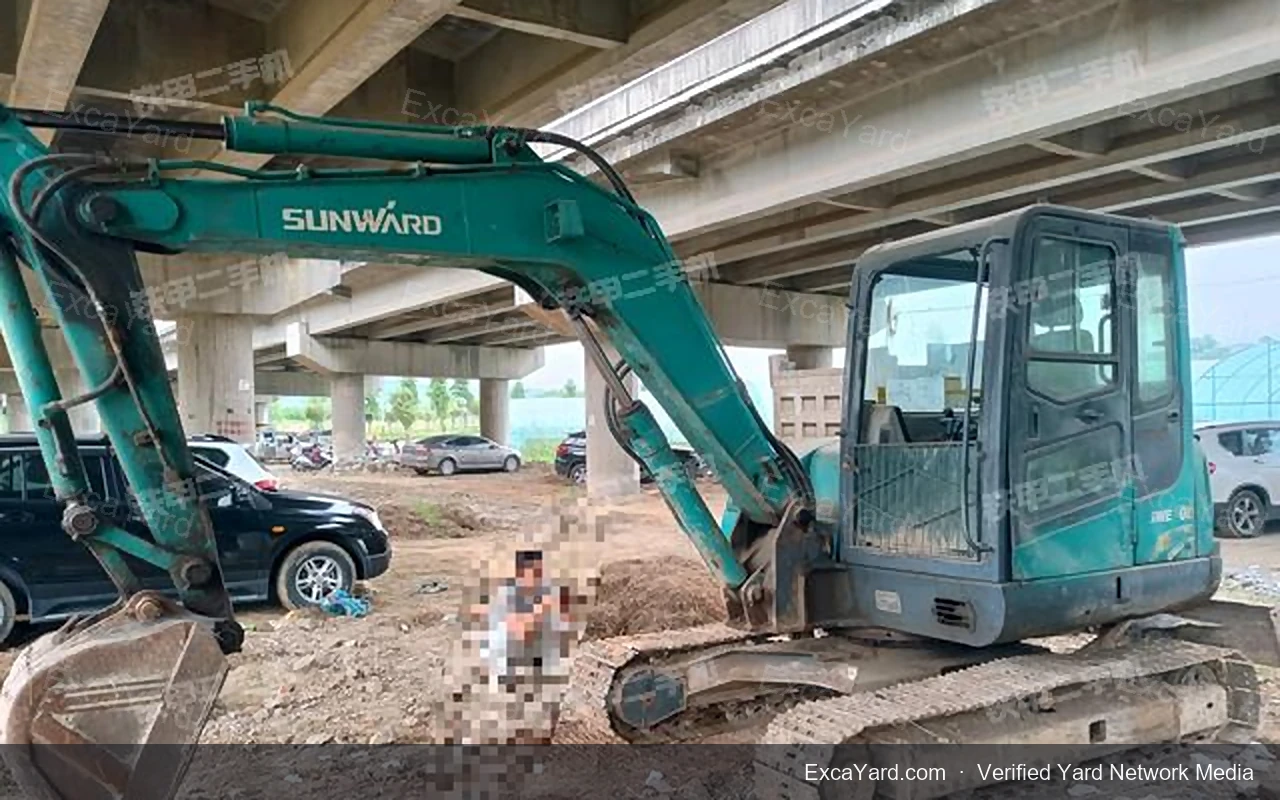 2018 Lonking LG6225E Used Excavator — gallery view 6, used excavator available for export from China