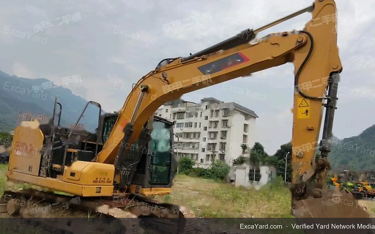 حفارة Lovol FR150F موديل 2023، 1,800 ساعة، درجة A
