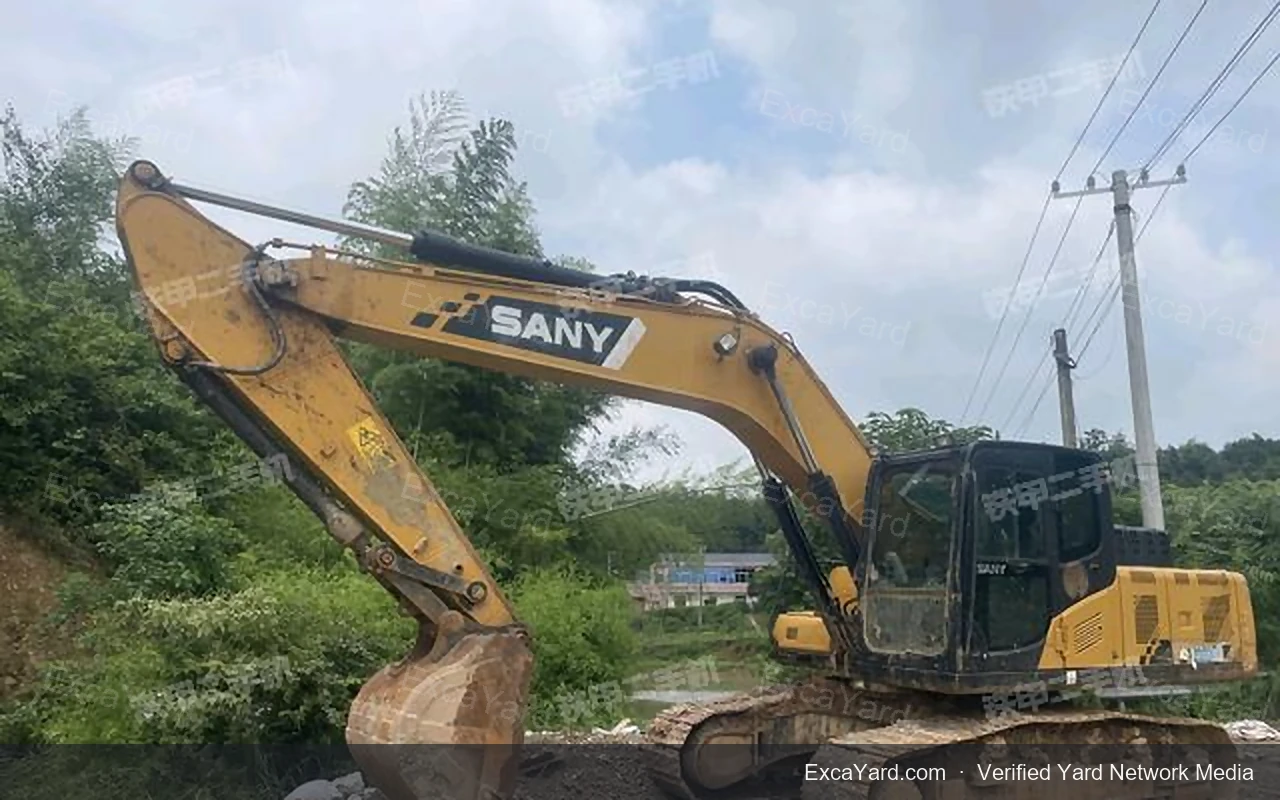 Excavadora usada Sany SY235C 2016 6000 horas Grado A para exportación