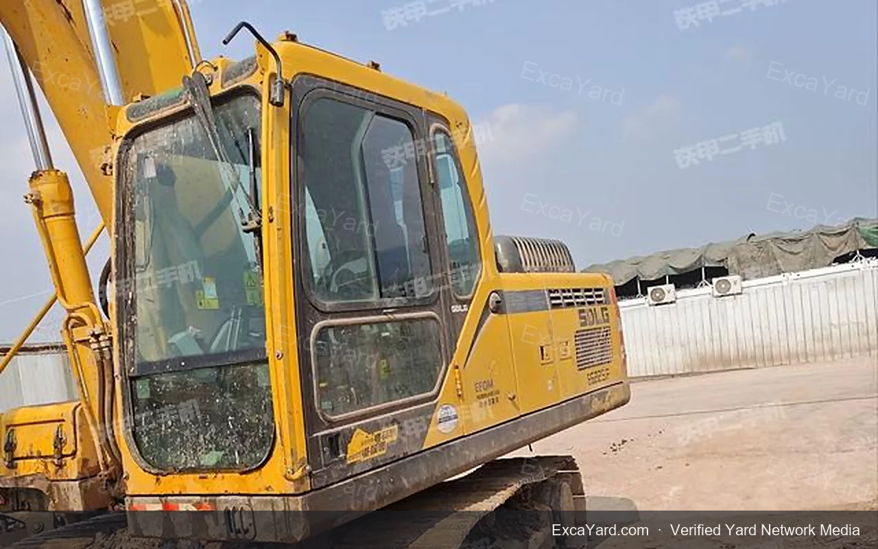 حفارة SDLG E6205F مستعملة موديل 2020 بعدد 9,800 ساعة درجة B للتصدير