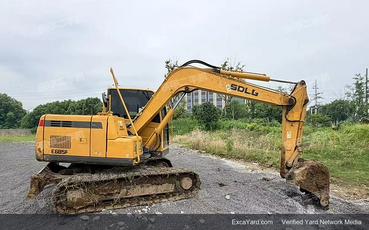 Excavadora SDLG E675F 2022 67,5t 4980h Grado A para exportación