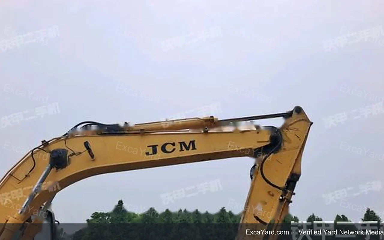 Excavatrice Strong JCM913D d'occasion 2014 | 91,3 tonnes Grade B