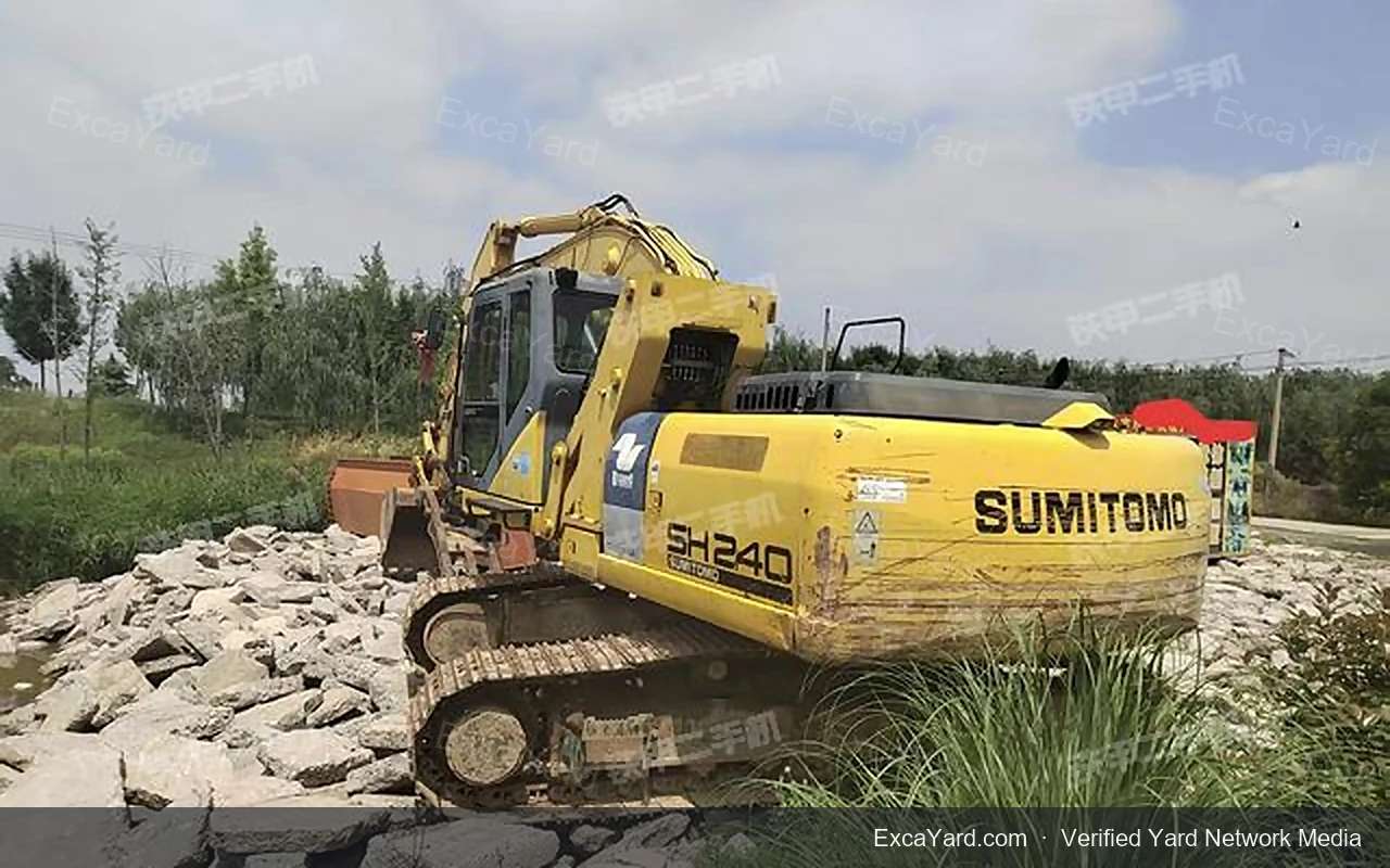 2011 Sumitomo SH2405 Used Excavator — gallery view 2, used excavator available for export from China
