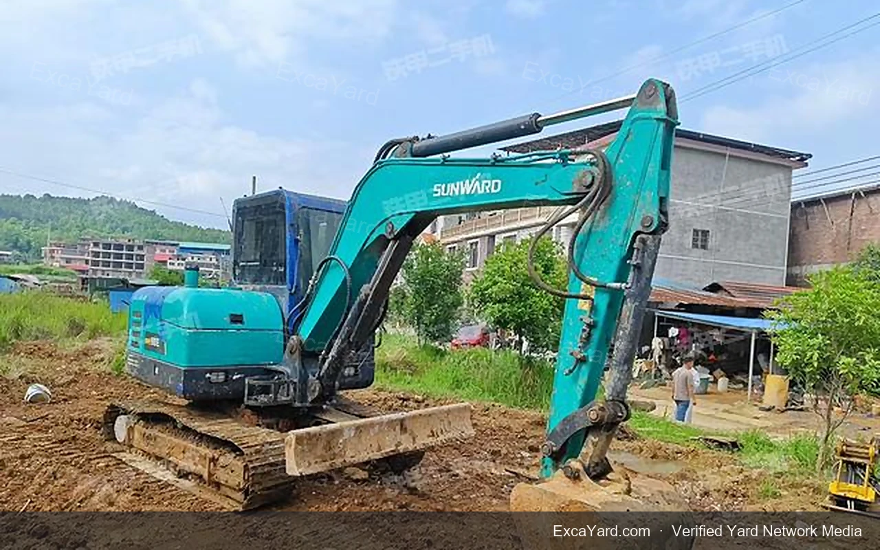 Excavatrice Sunward SWE60E 2022 5 400 h Grade A Export