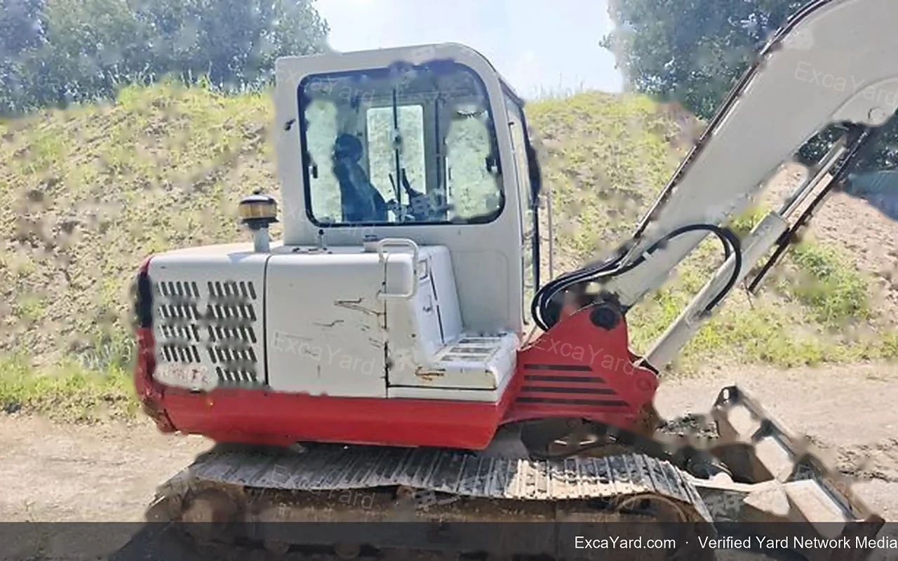 حفارة Takeuchi TB260C موديل 2018 بعدد ساعات 2,480h درجة A للتصدير