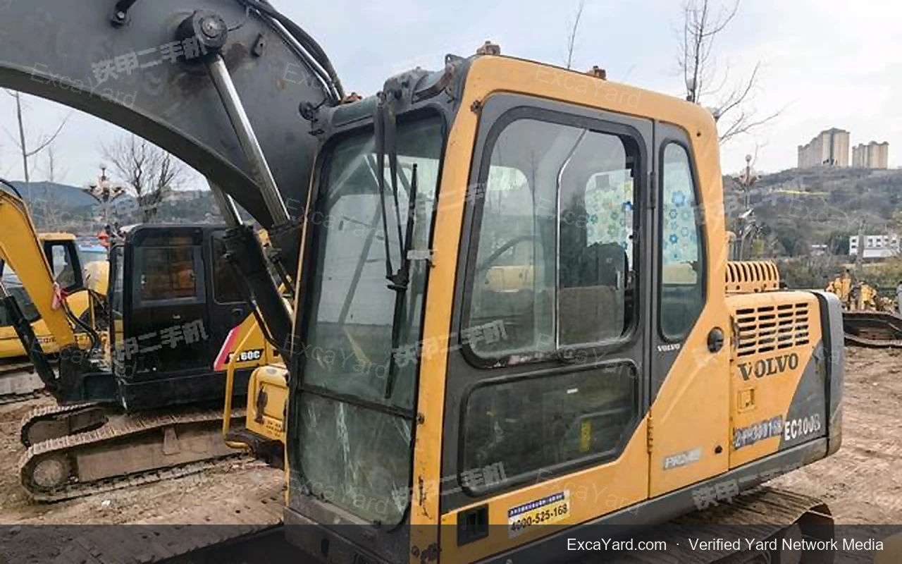 2017 Volvo EC200D1 Used Excavator — gallery view 4, used excavator available for export from China