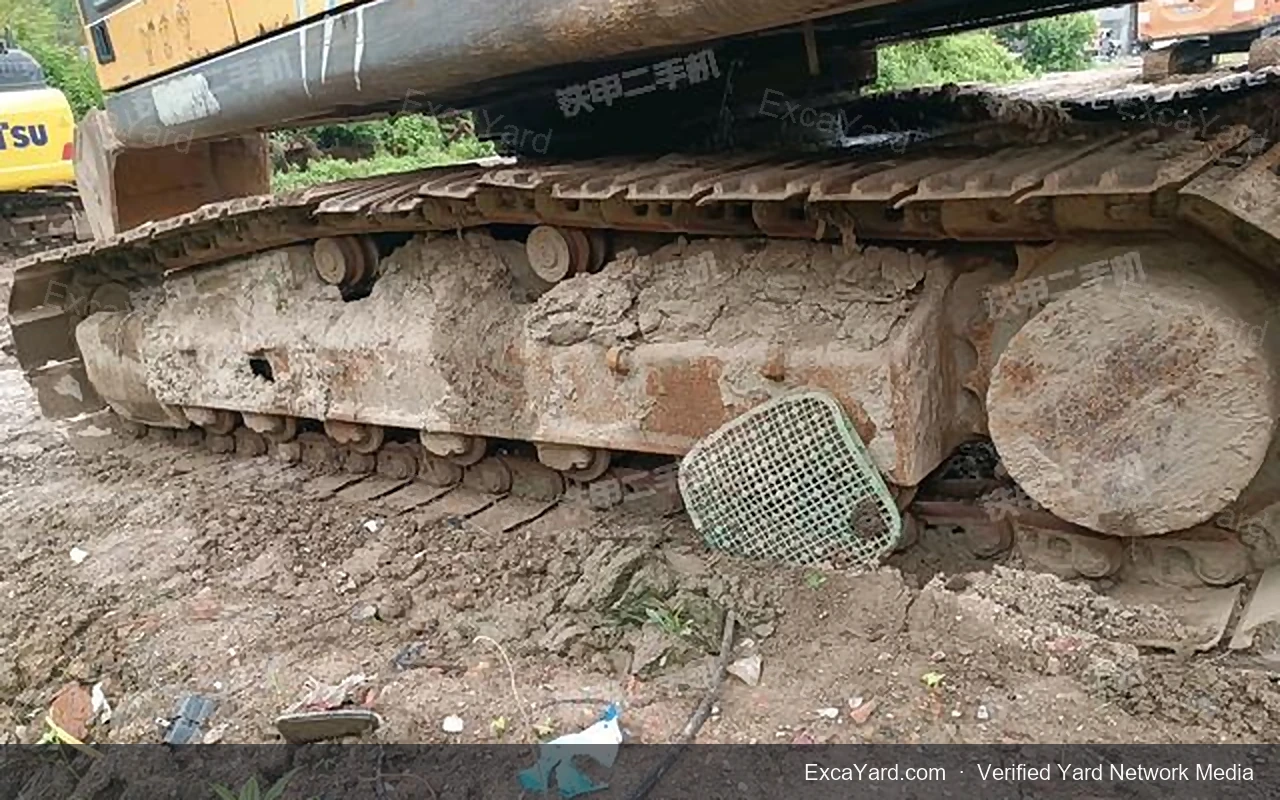 2015 Volvo EC210B Used Excavator — gallery view 16, used excavator available for export from China