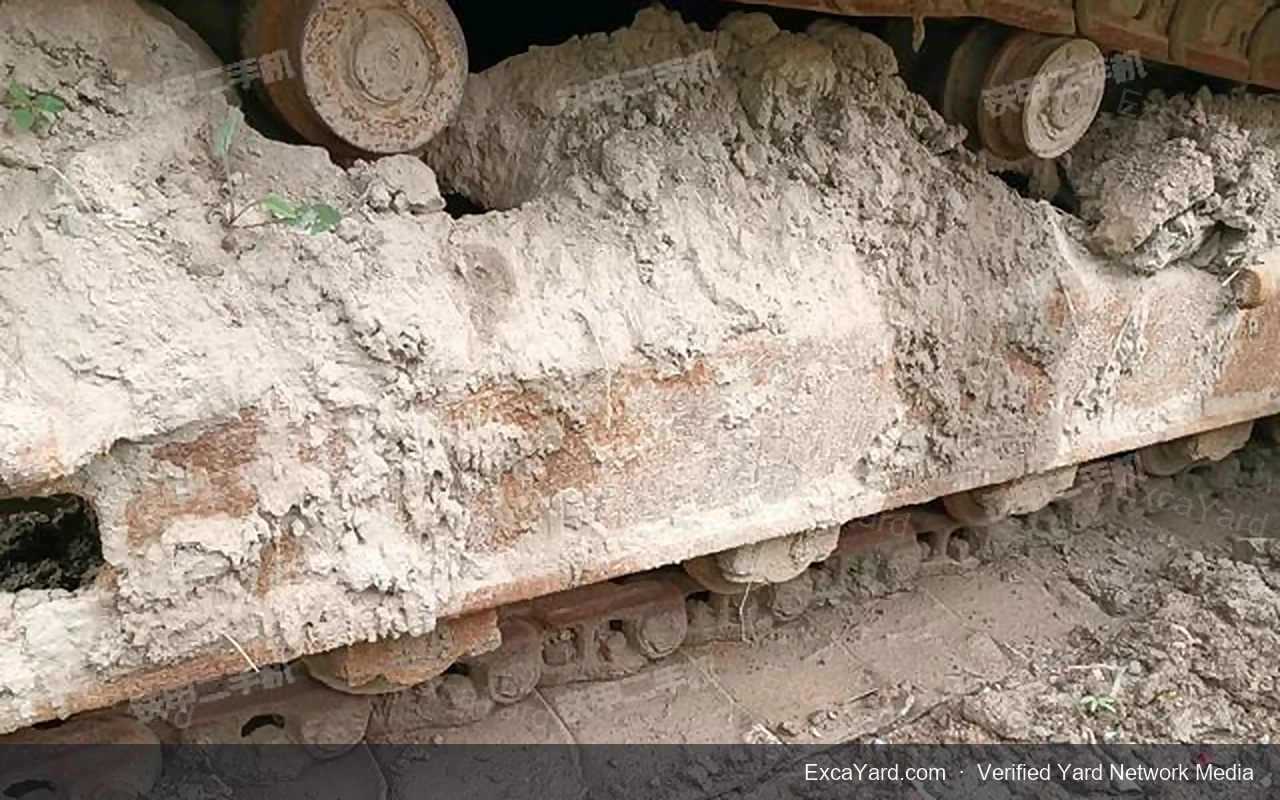 2015 Volvo EC210B Used Excavator — gallery view 8, used excavator available for export from China