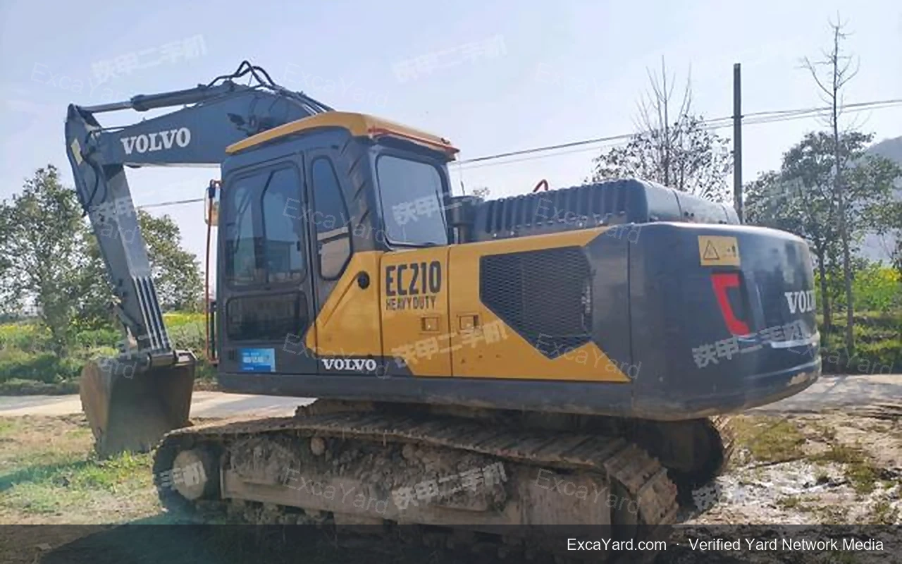 2000 Volvo EC210D Used Excavator — gallery view 4, used excavator available for export from China