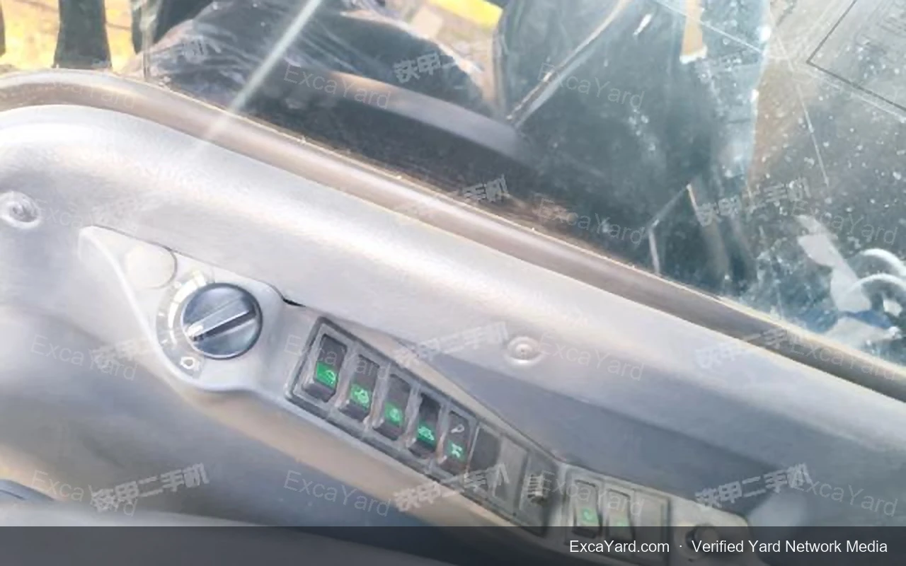 2000 Volvo EC210D Used Excavator — gallery view 11, used excavator available for export from China