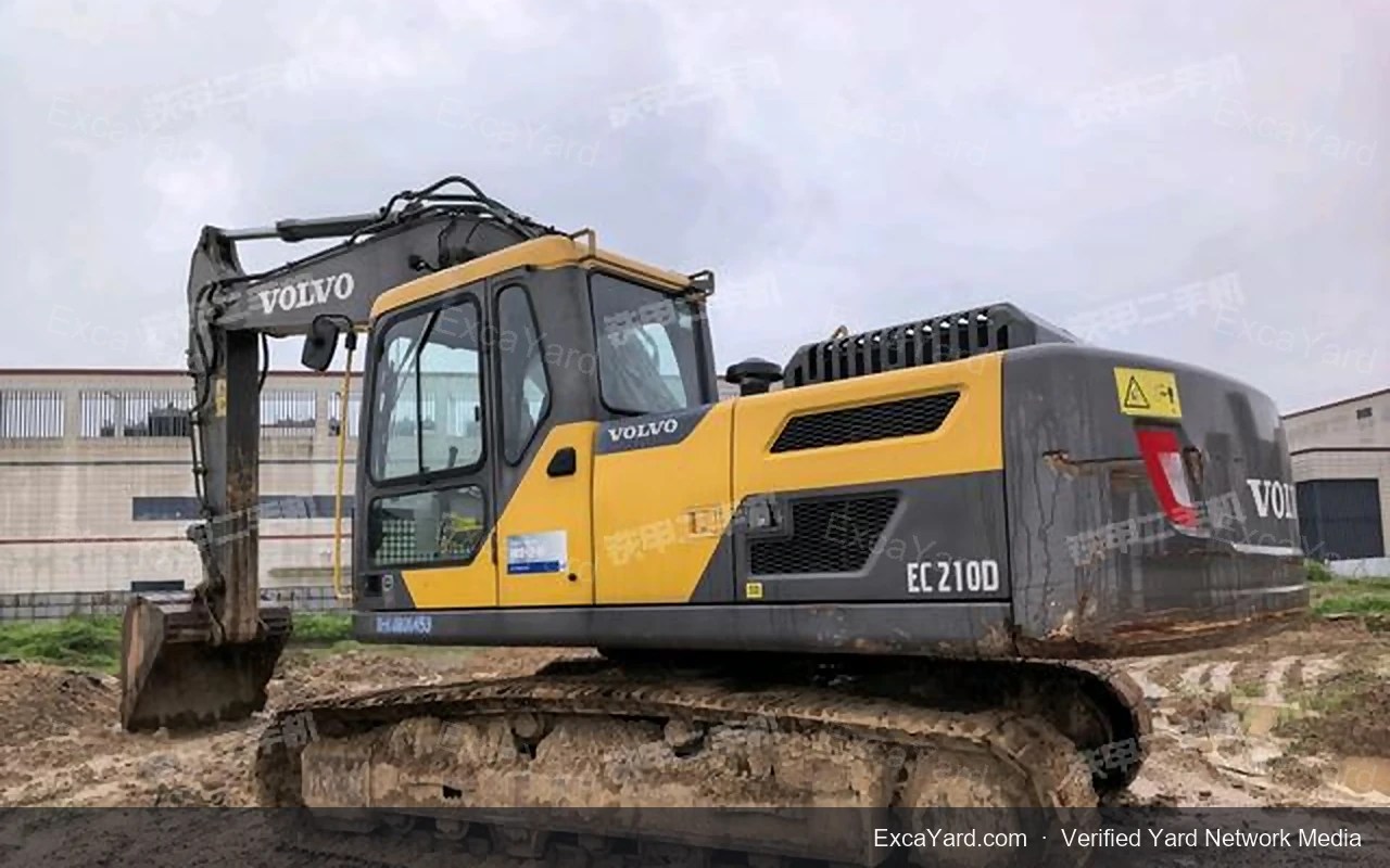 2000 Volvo EC210D Used Excavator — gallery view 3, used excavator available for export from China