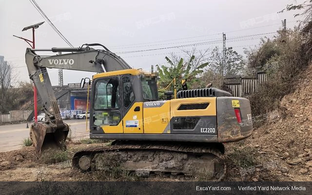 2000 Volvo EC210D Used Excavator — gallery view 2, used excavator available for export from China