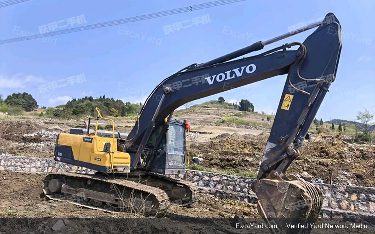 2019 Volvo EC210D Used Excavator — gallery view 12, used excavator available for export from China