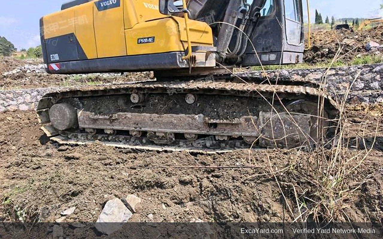 2019 Volvo EC210D Used Excavator — gallery view 10, used excavator available for export from China