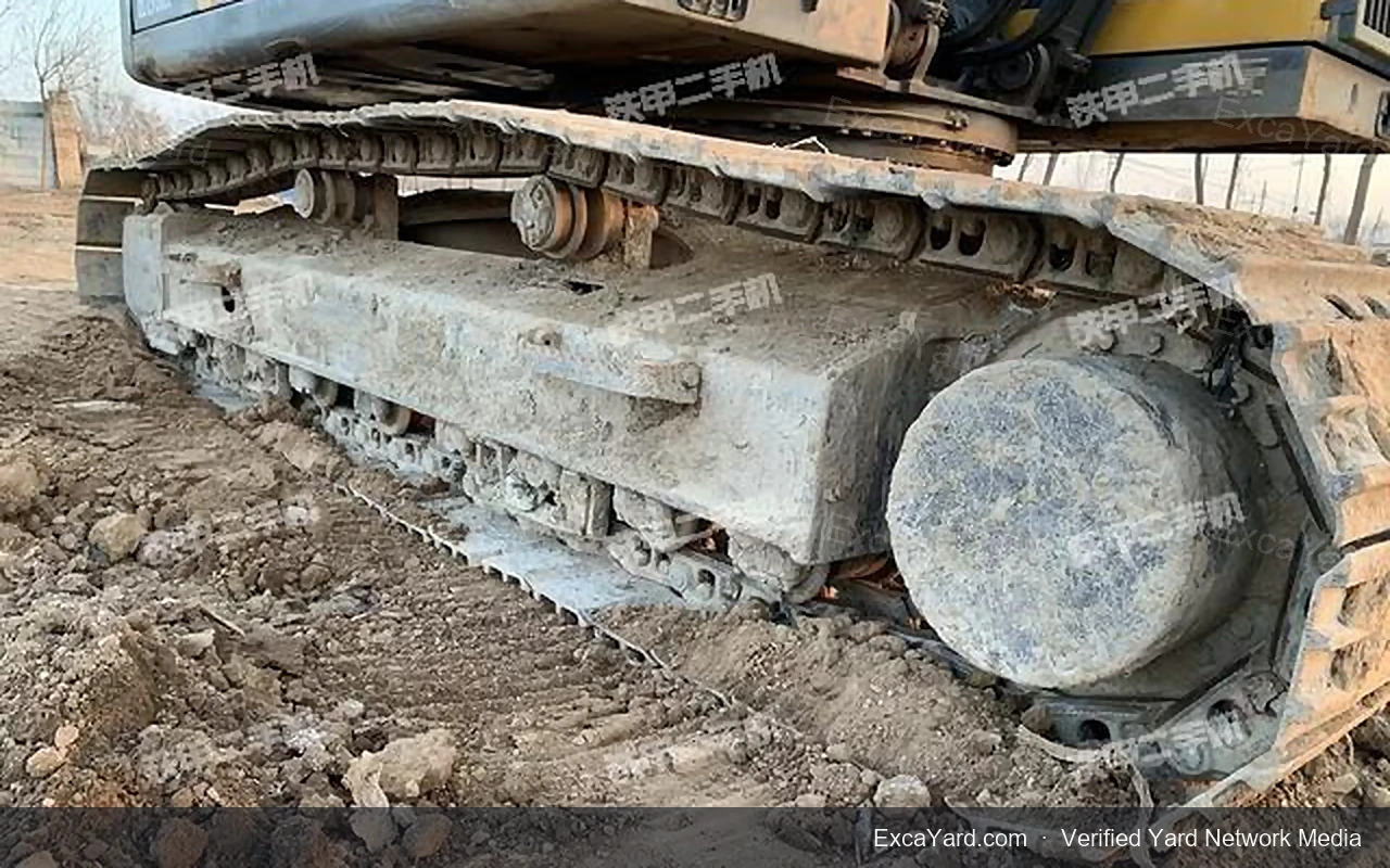 2019 Volvo EC240CL Used Excavator — gallery view 7, used excavator available for export from China