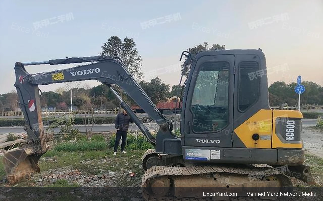 2017 Volvo EC380D Used Excavator — gallery view 2, used excavator available for export from China