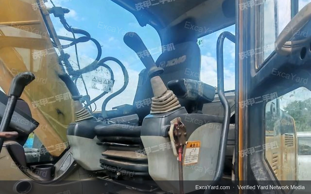 2015 XCMG XE135B Used Excavator — gallery view 13, used excavator available for export from China
