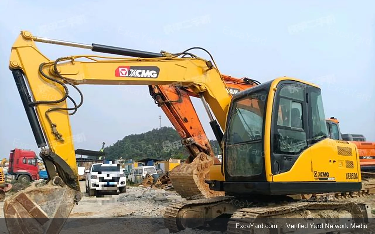2015 XCMG XE135B حفارة مستعملة for sale — الدرجة B, 8,888 hours, FOB شنغهاي $12,000 | المخزون EXY-XCMGXE135B-100